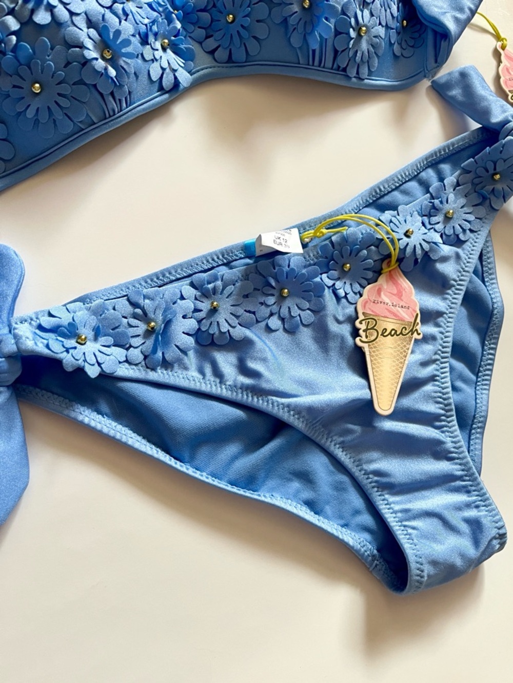 River island Blue Floral Appliqué Bikini Set Never Worn US Size 8 Very Cute! - Picture 3 of 8